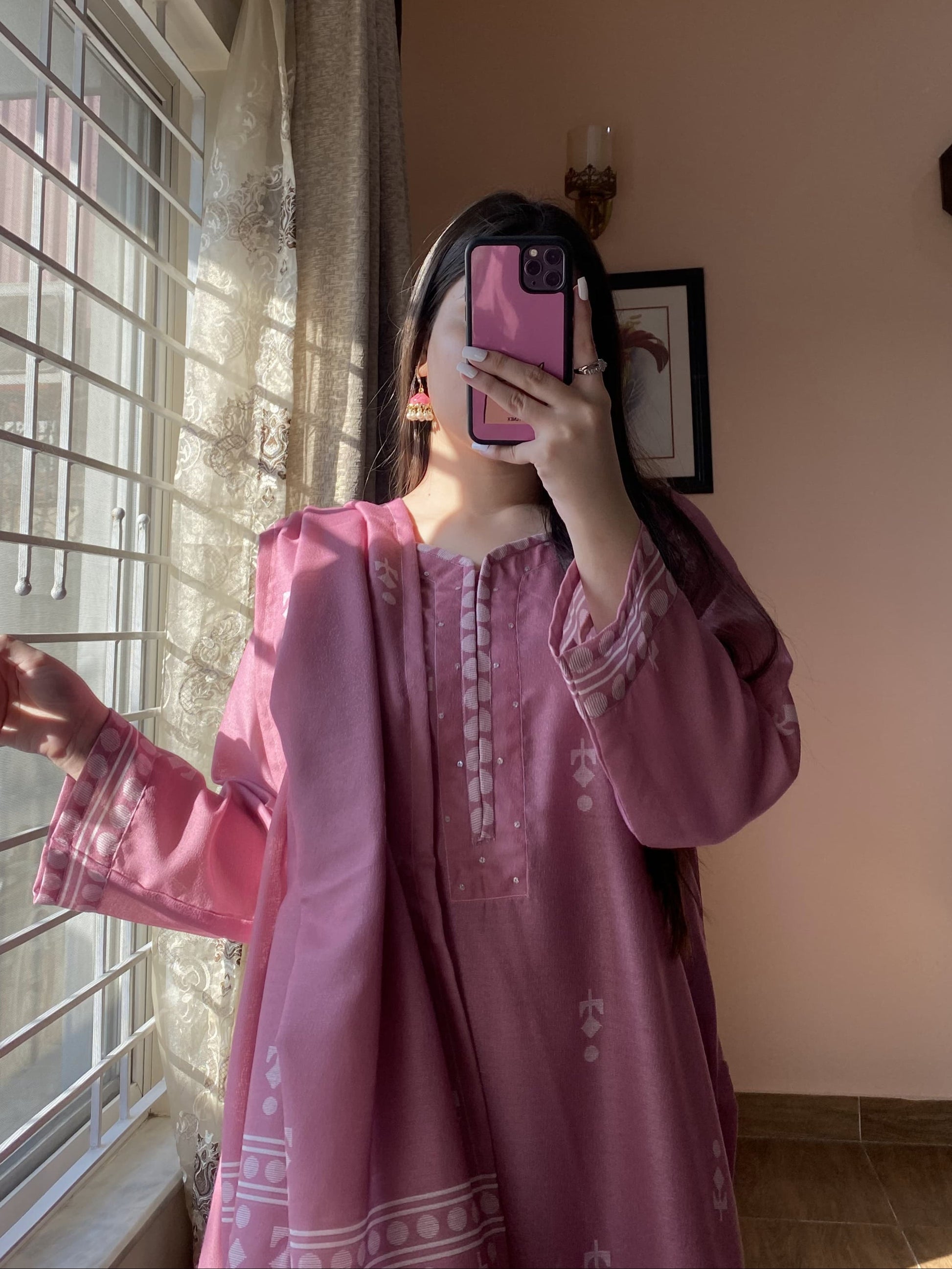 GN-74 || Plum Veil || Breathable Lawn