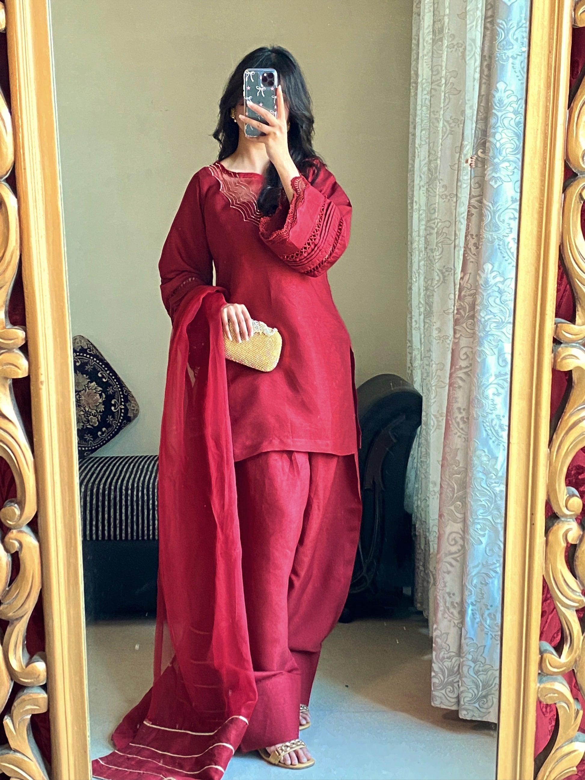 GN-84 || Ruby || Dabka Farshi Delight